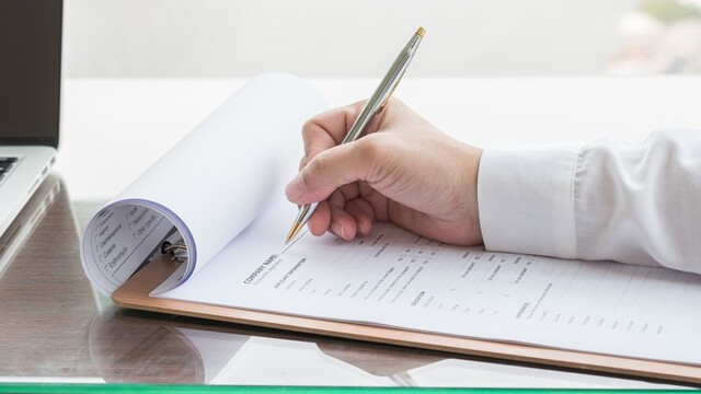 Zápis identifikačných údajov