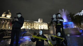 V Londýne sa konal každoročný protest Bonfire Night. Polícia zatkla niekoľko ľudí