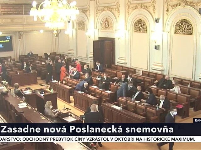 Česká poslanecká snemovňa schválila novelu pandemického zákona, rokovala 35 hodín