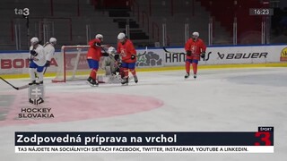 Slovenské hokejistky absolvovali vo Švédsku prvý tréning, čaká ich úvodný duel kvalifikačného turnaja