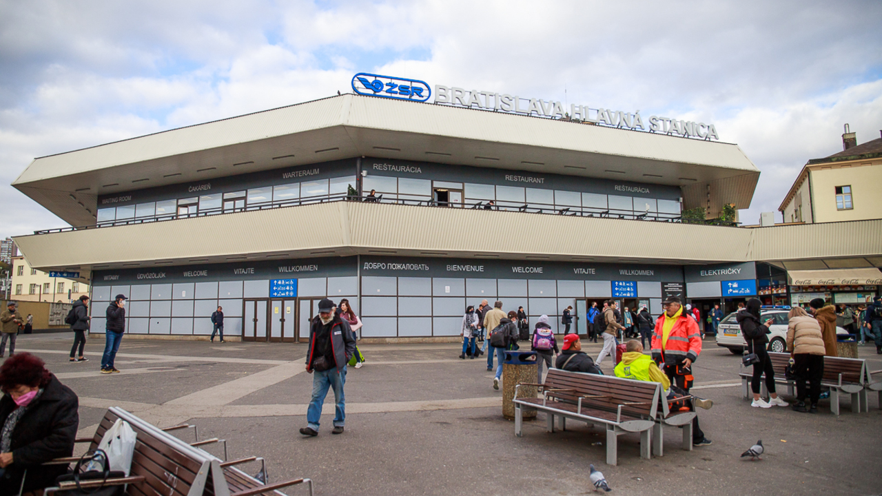 Hlavná vlaková stanica Bratislava
