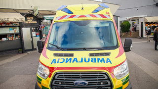 Rušnú noc mali aj záchranári. Časté boli výjazdy k otravám alkoholom, najmladší pacient mal 13 rokov