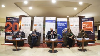 Vymysleným správam verí čoraz viac ľudí, štát proti dezinformáciám nasadí expertov