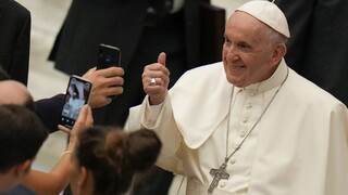 Buďte slobodní a autentickí, vyzýva pápež mladých ľudí. Ocenil ich úsilie o ochranu životného prostredia