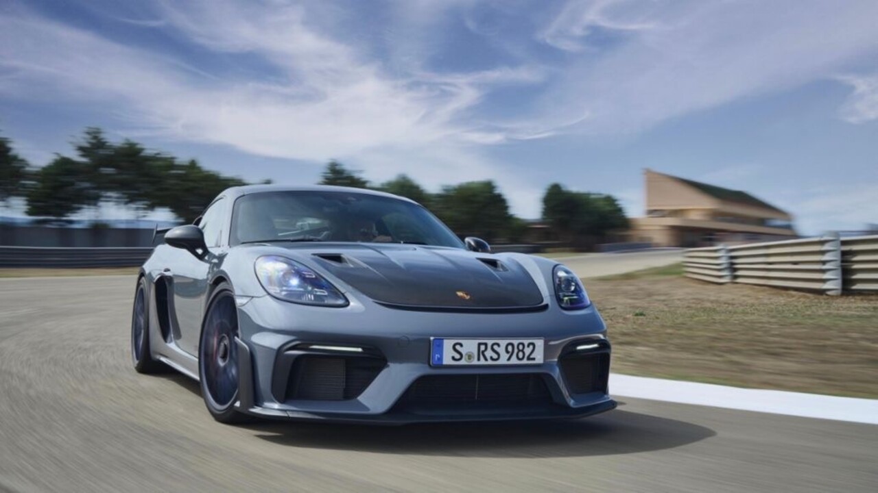 Dlhoočakávané Porsche 718 Cayman GT4 RS bolo oficiálne predstavené