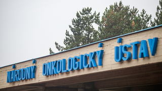 Národný onkologický ústav zatvoril oddelenie, chýbajú im zdravotné sestry