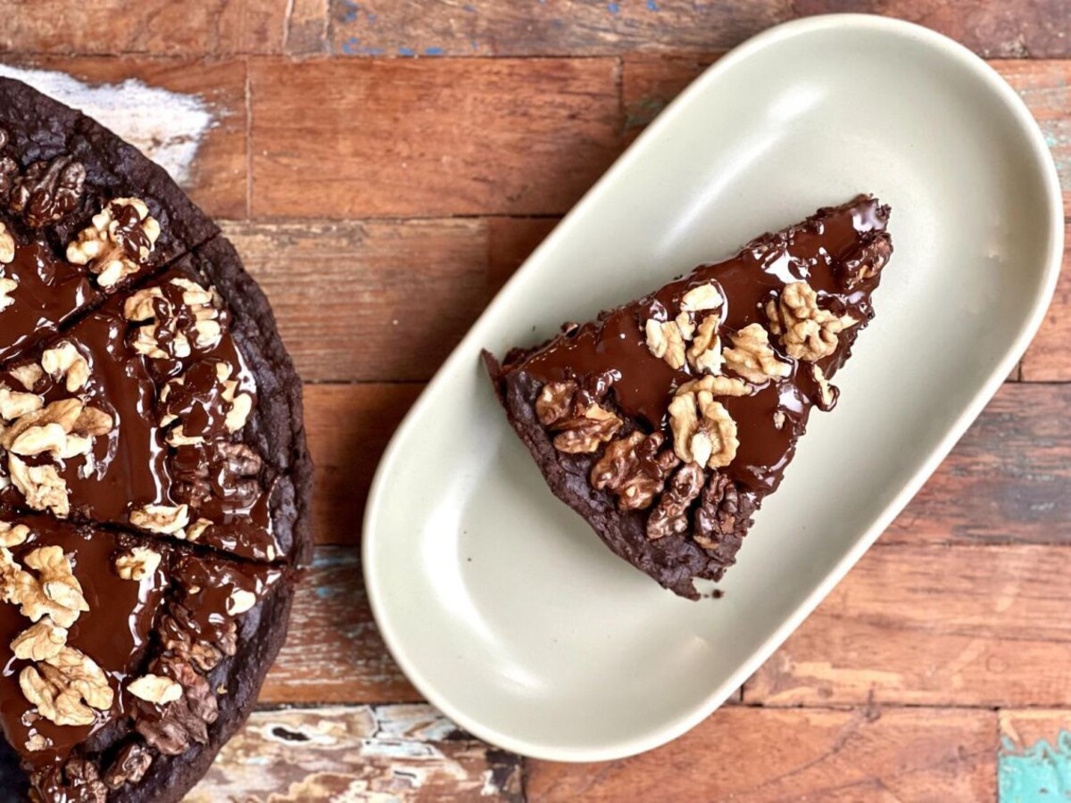 RECEPT: Čokoládová perníková torta