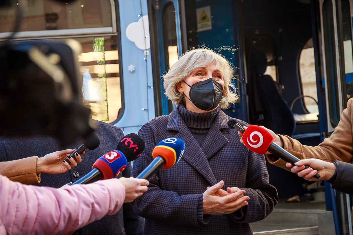 Vianočná električka v Bratislave