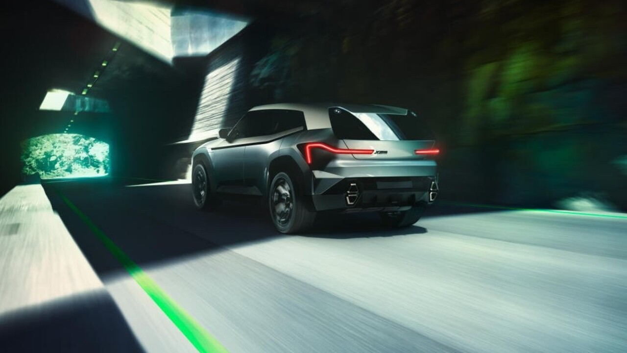 Koncept BMW XM kombinuje elektrický pohon s výkonným osemvalcom