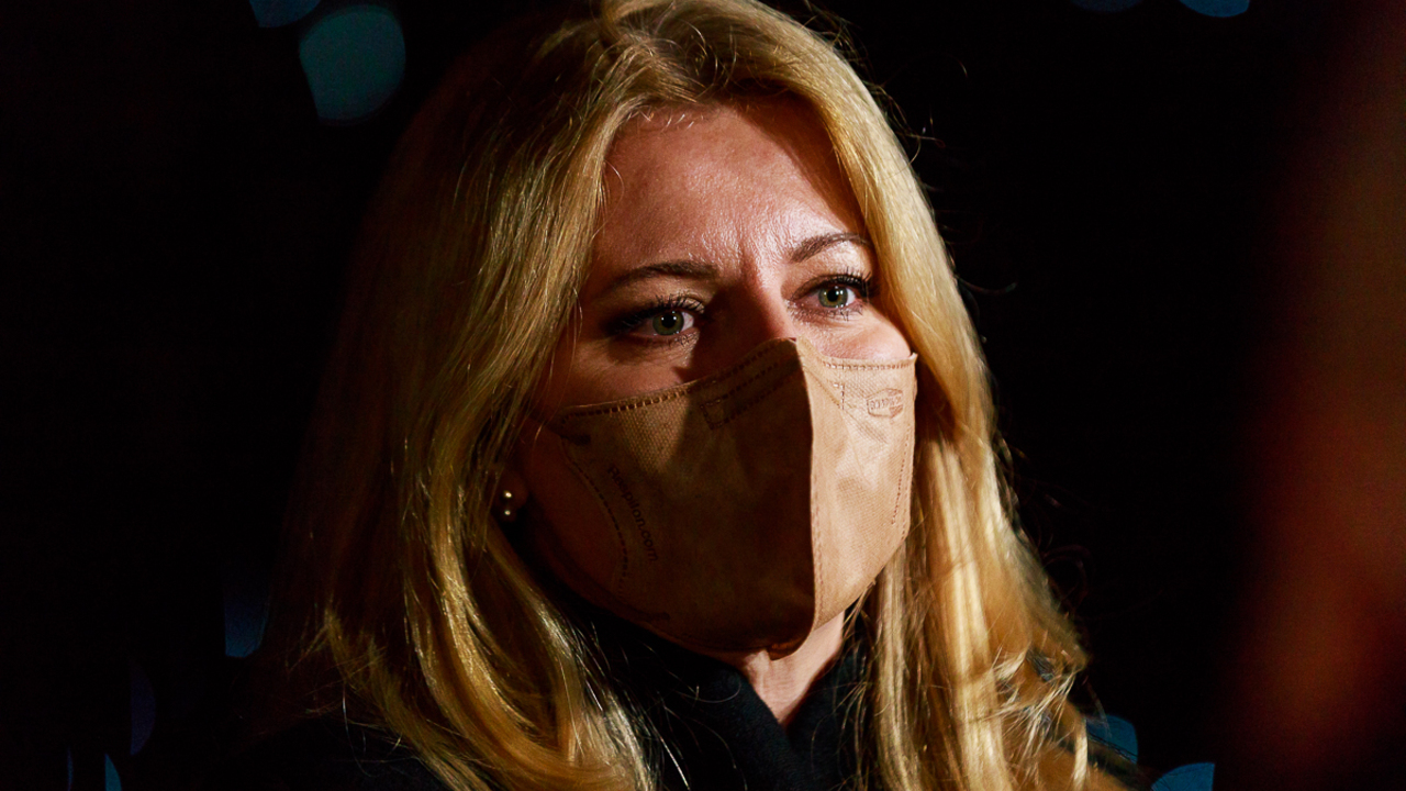 Rozsvietenie vianočného stromčeka pred prezidentským palácom