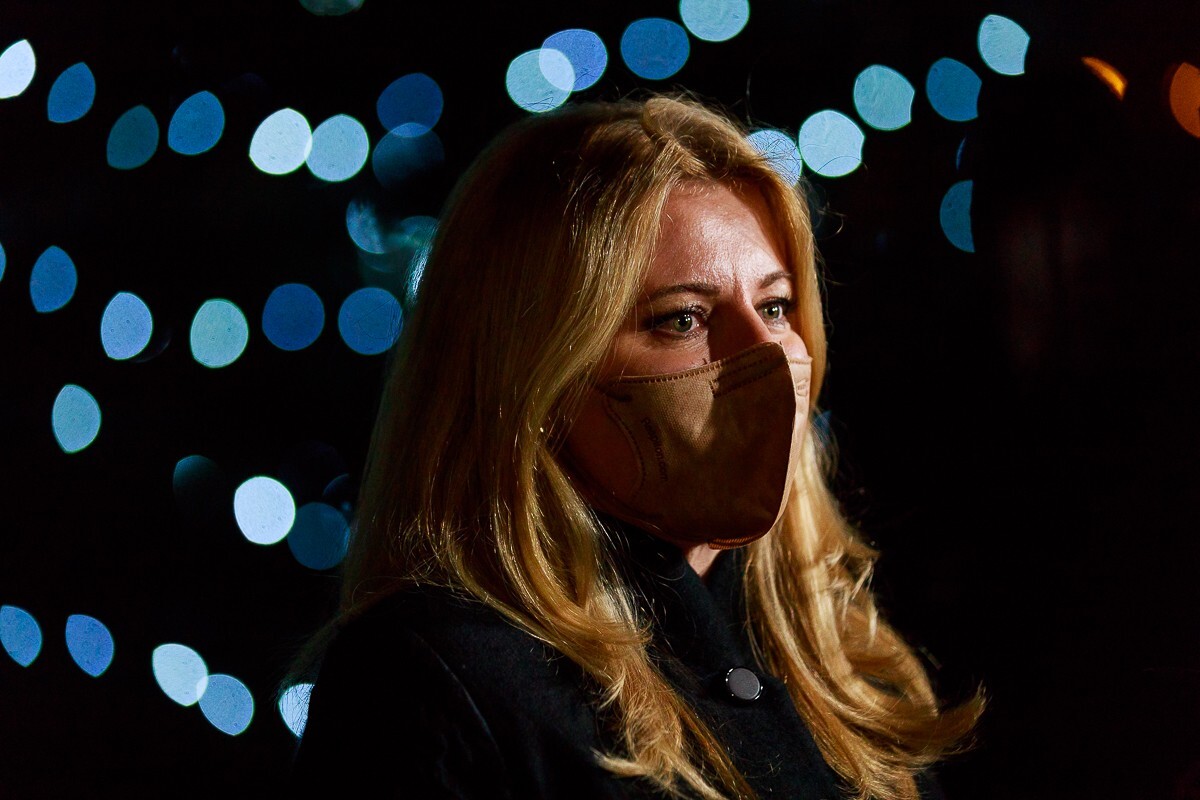 Rozsvietenie vianočného stromčeka pred prezidentským palácom