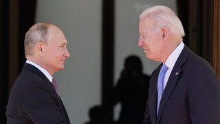 Zmierni sa napätie medzi Ruskom a USA? Putin a Biden začali rokovanie aj o Ukrajine