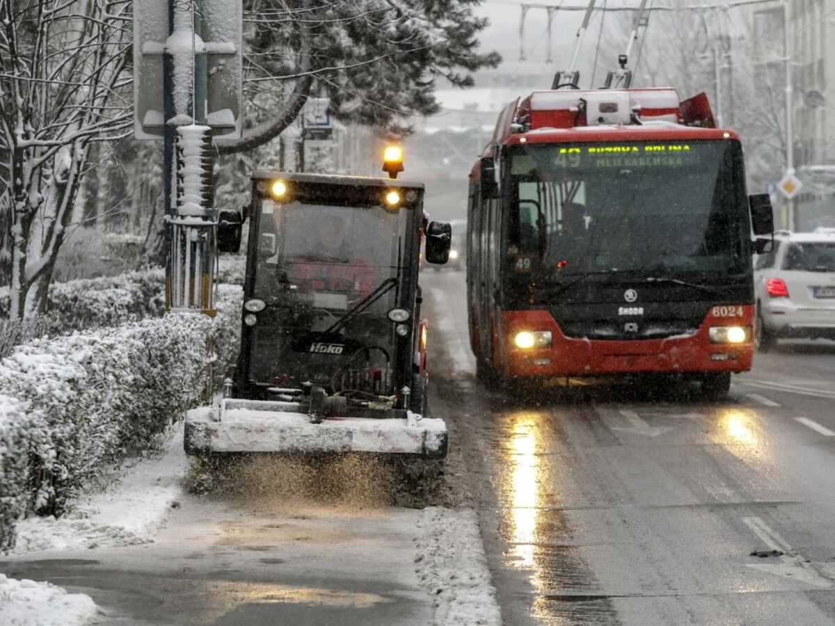 Cestári vyrazili na bratislavské cesty.