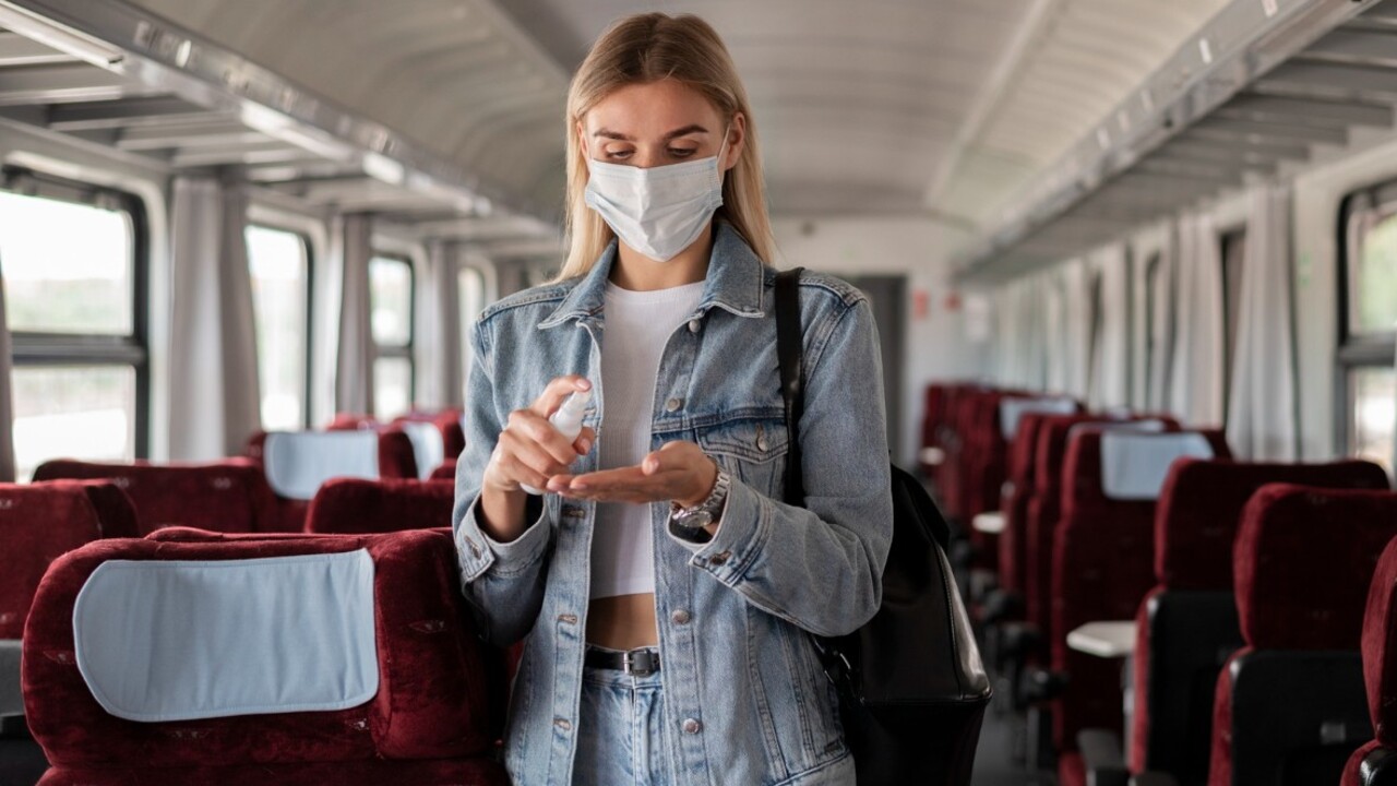 Peňaženka, kľúče, telefón? V čase covidu nám v kabelke nestačia