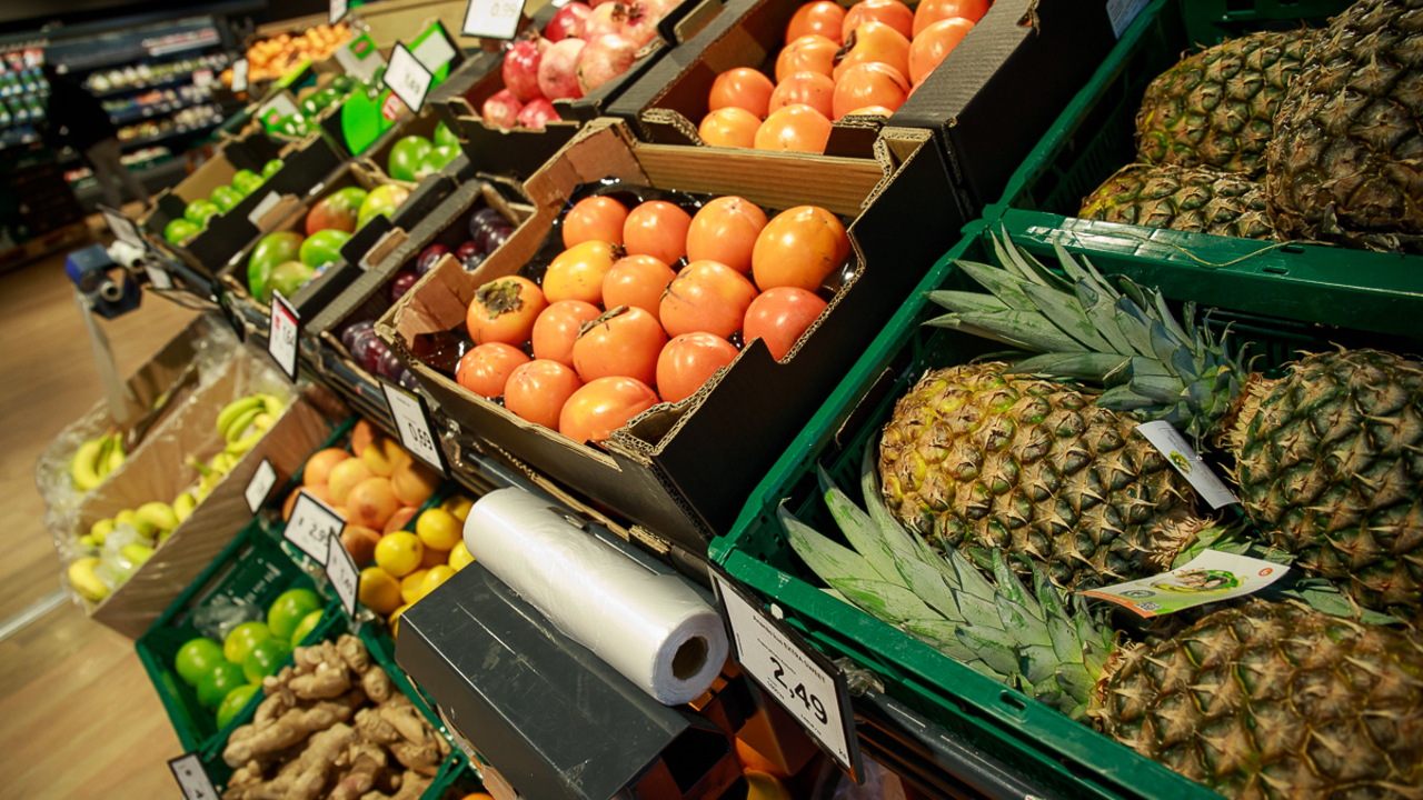 Nakupovanie potravín v obchode