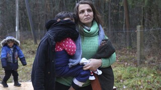 Dievča si chcelo dolámať prsty, aby ju nechali v Európe. Rodina s azylom neuspela už dvakrát