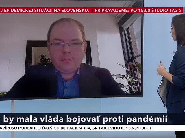 Názory na riešenie pandemickej situácie sú rozdielne. Ako by sa k tomu mala postaviť vláda?