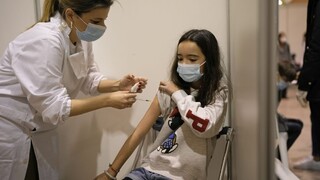Portugalsko začalo proti koronavírusu očkovať deti vo veku 5-11 rokov