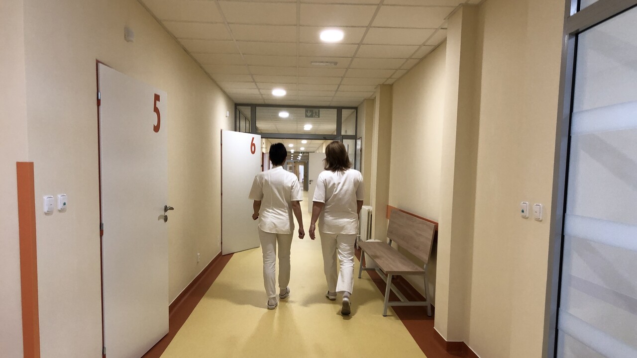 Výbor OSN kritizuje Slovensko za používanie klietkových postelí v sociálnych zariadeniach