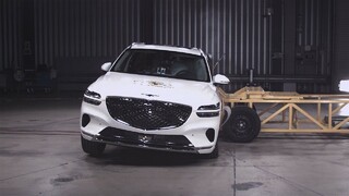 Kórejské SUV Genesis GV70 podstúpilo nárazové testy. Akú úroveň bezpečnosti ponúka?