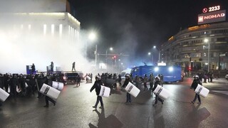 Francúzsko a Británia sú protestami v Kazachstane znepokojení. Vyzývajú na ich okamžité ukončenie