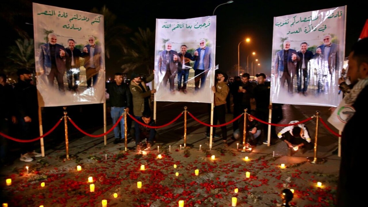 Demonštranti v Iraku narušili spomienku na Američanmi zabitého generála Solejmáního