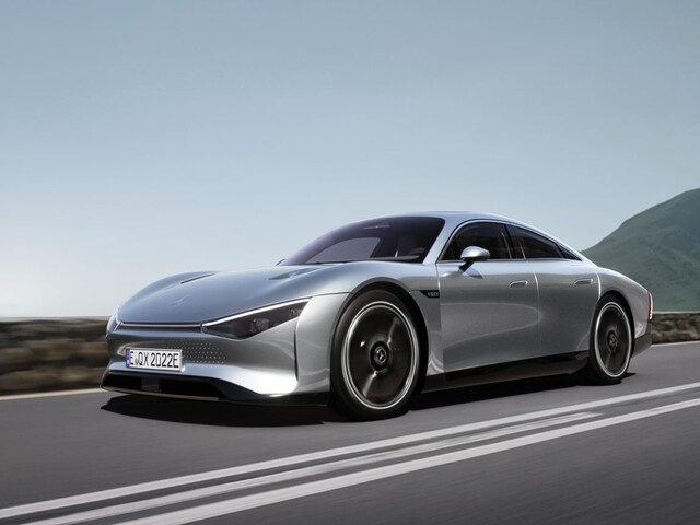 Mercedes-Benz oficiálne odhalil štúdiu Vision EQXX
