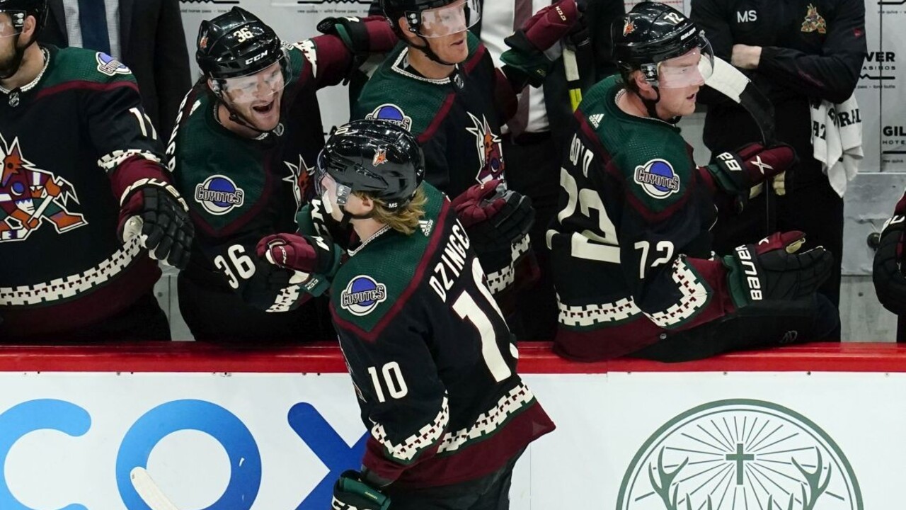 NHL: Dallas s víťazstvom proti nováčikovi súťaže. K triumfu im dopomohol skvelý výkon veterána Pavelskeho