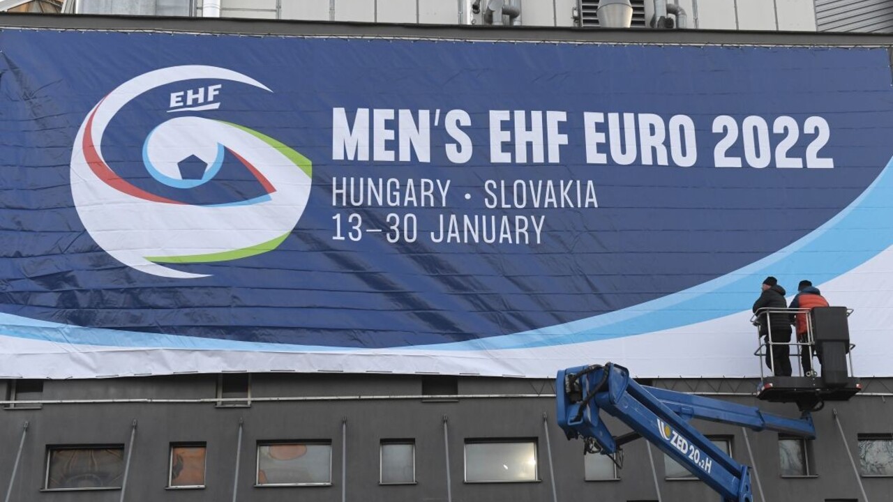 Nemecký expert na hádzanú má pred začiatkom ME vážne obavy. Účasť divákov na tribúnach je šialenosť, vyhlásil