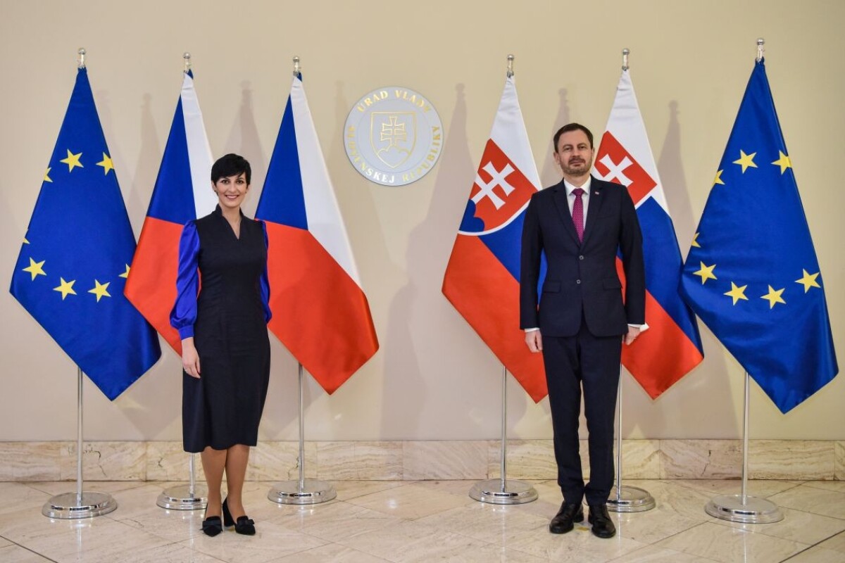 SR ČR Pekarová Adamová Heger návšteva