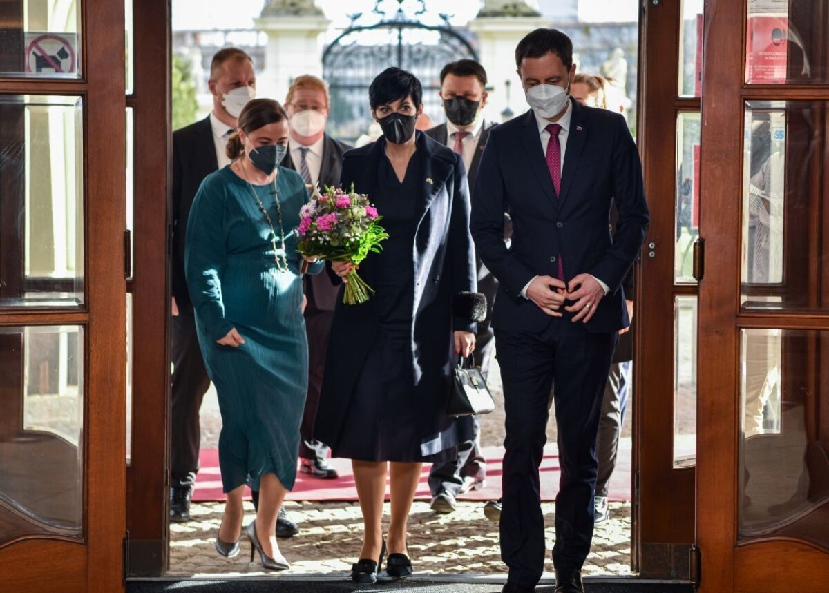 SR ČR Pekarová Adamová Heger návšteva