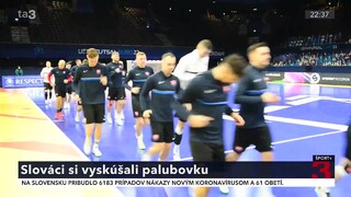 Slovenskí futsalisti sa už zoznámili s halou v Amsterdame. Čakajú ich tam dva zápasy na majstrovstvách Európy