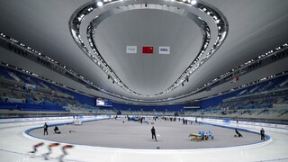Organizátori skrátili štafetu s pochodňou na olympiáde, potrvá len tri dni