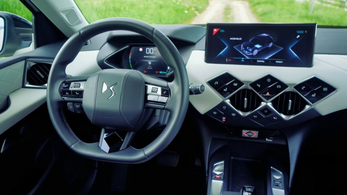 DS3 Crossback E-Tense