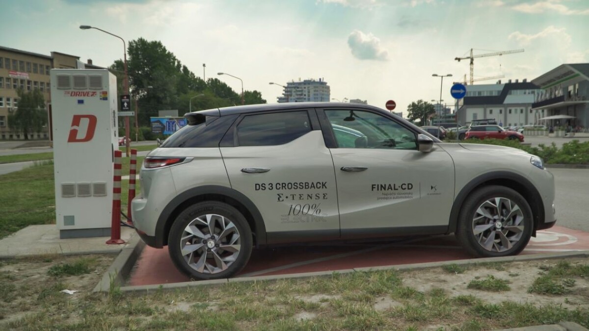 DS3 Crossback E-Tense
