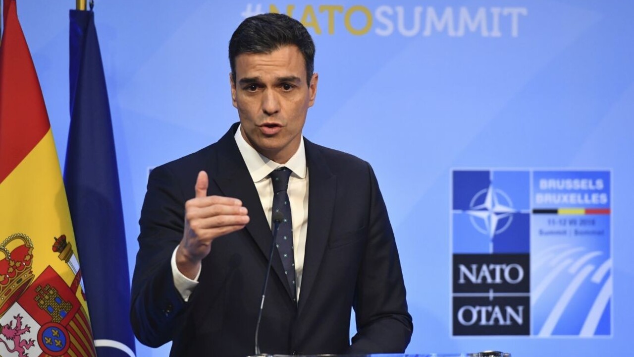 Španielsky premiér rokoval s von der Leyenovou i Stoltenbergom. Témou bola situácia na Ukrajine