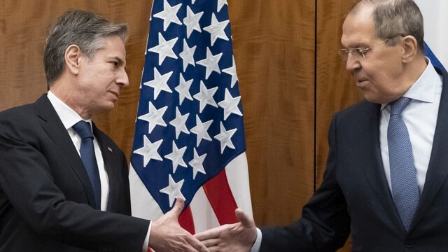 Antony Blinken a Sergej Lavrov.