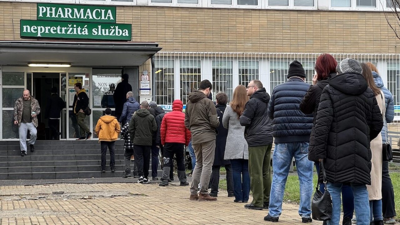 Z novely zmizlo očkovanie v lekárňach. SLK namieta, odvoláva sa na úspech v zahraničí