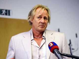 Kmotrík: Plán predať televíziu sa rodil niekoľko rokov