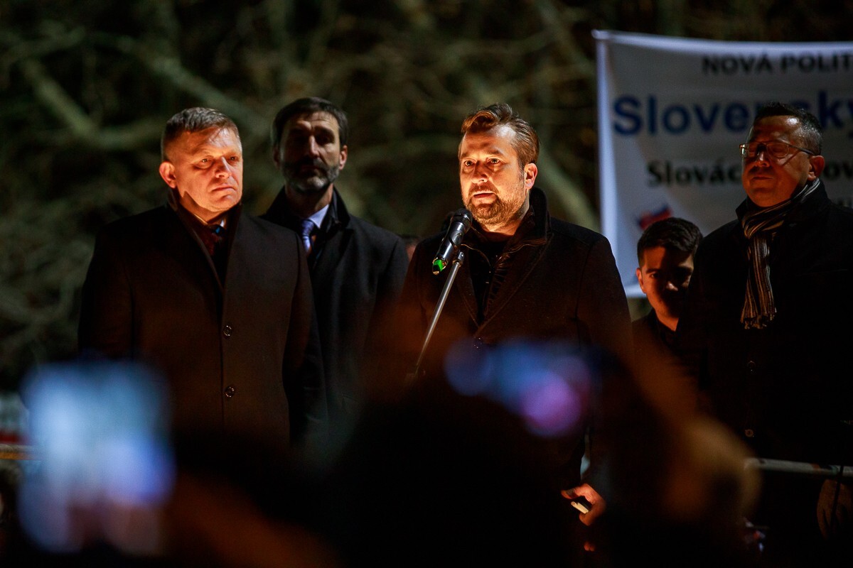 Protest proti obrannej dohode s USA