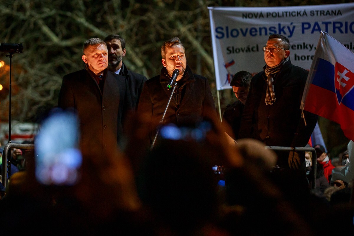 Protest proti obrannej dohode s USA