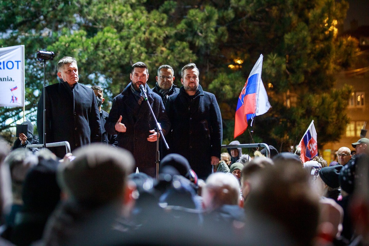 Protest proti obrannej dohode s USA