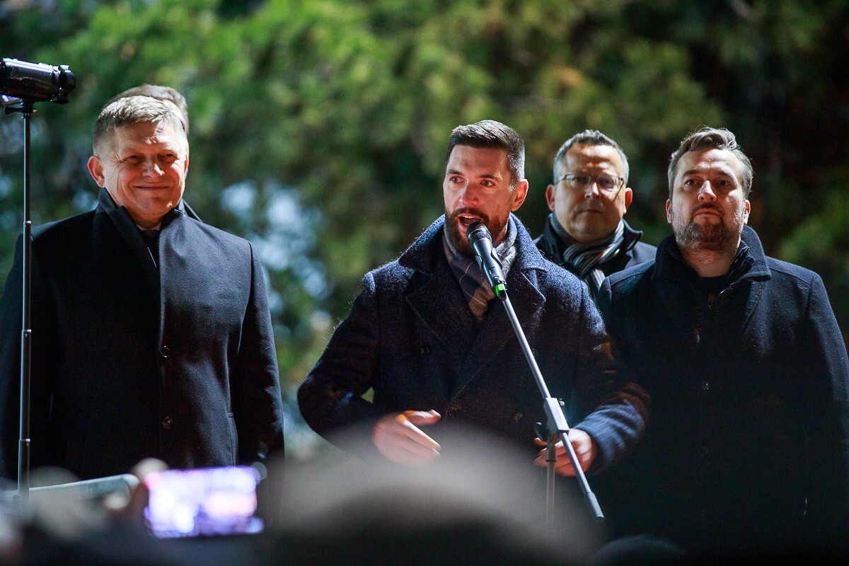 Protest proti obrannej dohode s USA