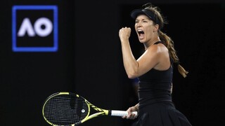 Australian Open: Collinsová sa premiérovo prebojovala do finále, čaká ju Bartyová