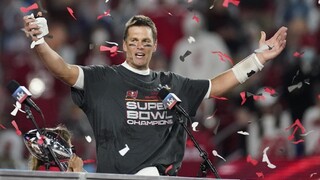 Legendárny hráč a sedemnásobný šampión Super Bowlu Tom Brady ukončil kariéru