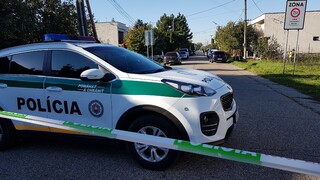 Strieľali na hasičov. V bratislavskom Novom Meste zasahovala polícia