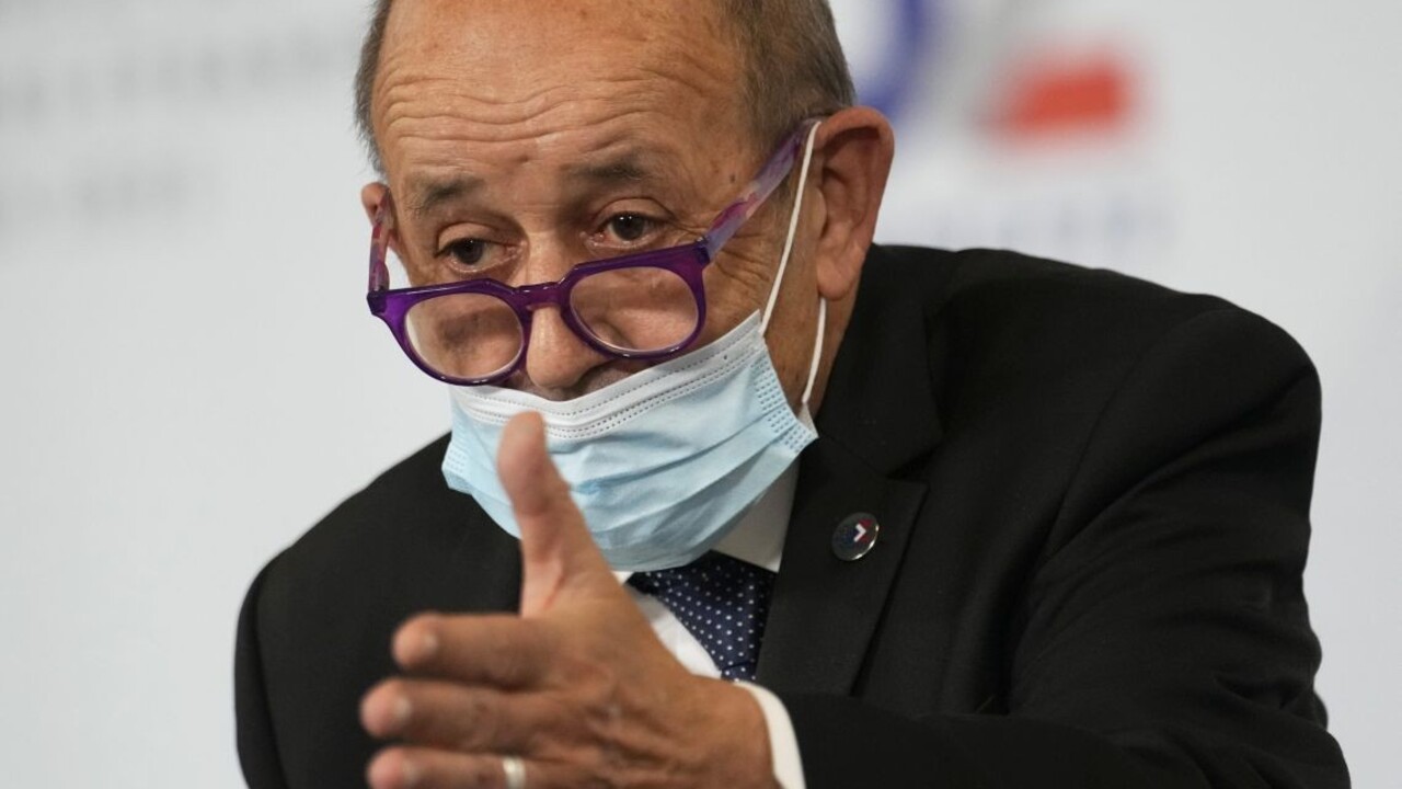 Momentálne nič nenasvedčuje tomu, že by Rusko chcelo zaútočiť na Ukrajinu, vyhlásil francúzsky minister