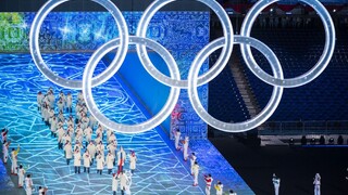 FOTO: Olympijské hry sú otvorené. Slovenskú vlajku niesli Hrivík a Šimoňáková