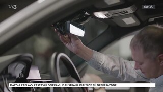 Senzor v spätnom zrkadle stráži bdelosť vodiča aj správanie pasažierov v aute