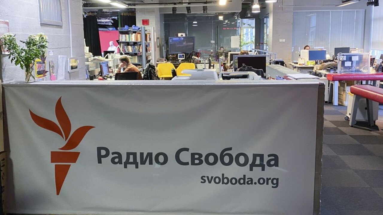 Rádio Sloboda odmieta zo svojich webov odstrániť materiály o korupcii v Rusku